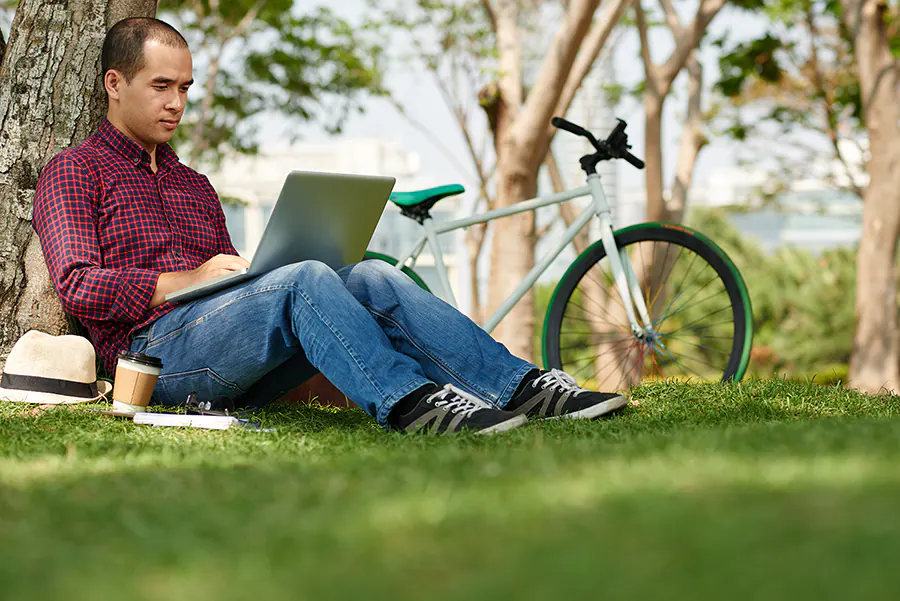 Copywriter working in park